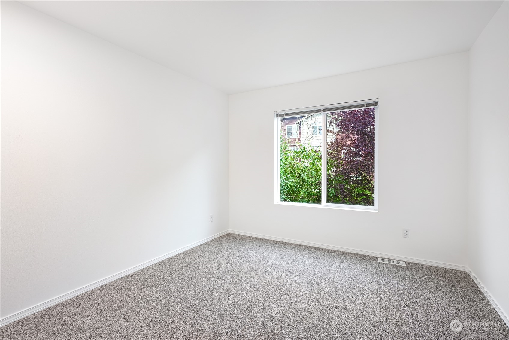 21507 42nd Avenue S #G4, SeaTac Unit: G4