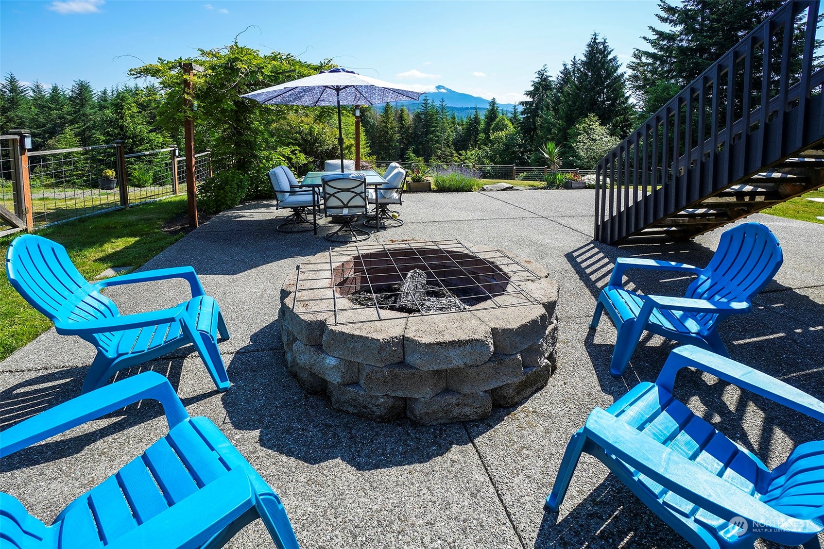 4011 203rd Avenue NE