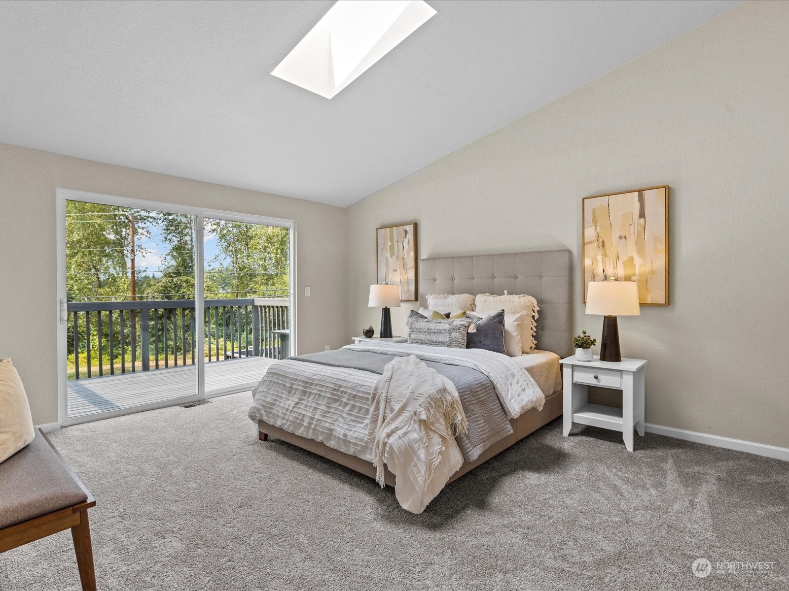 711 E Lakeshore Drive