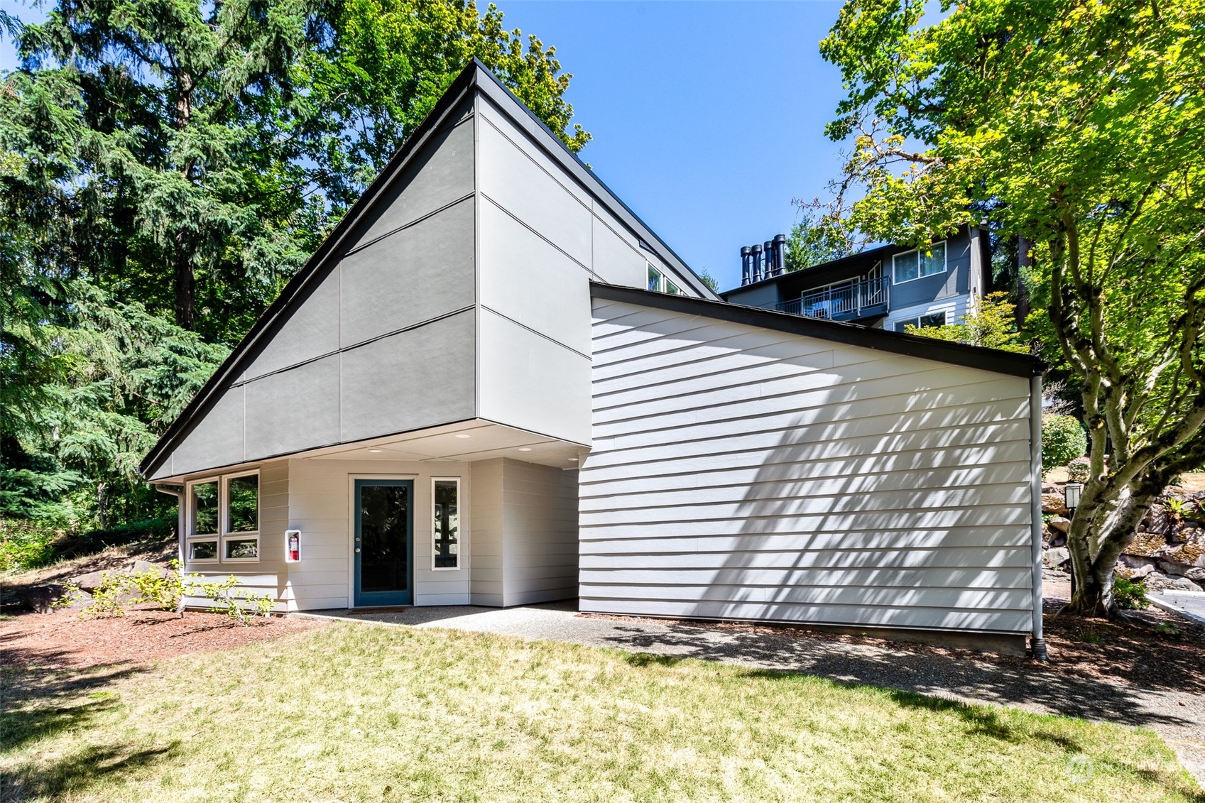 12717 NE 116th Street Unit: D301