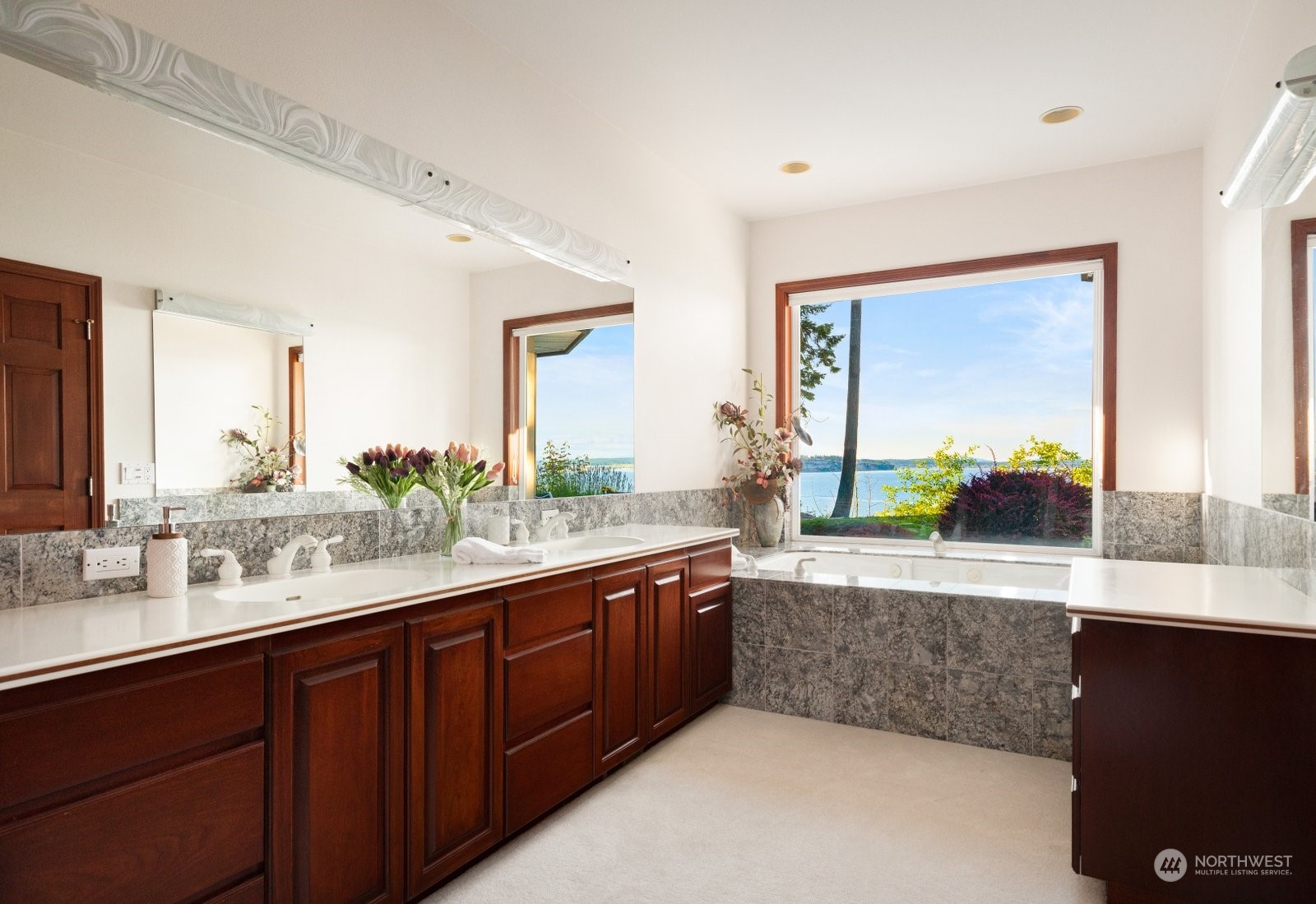 440 Kineth Point Place