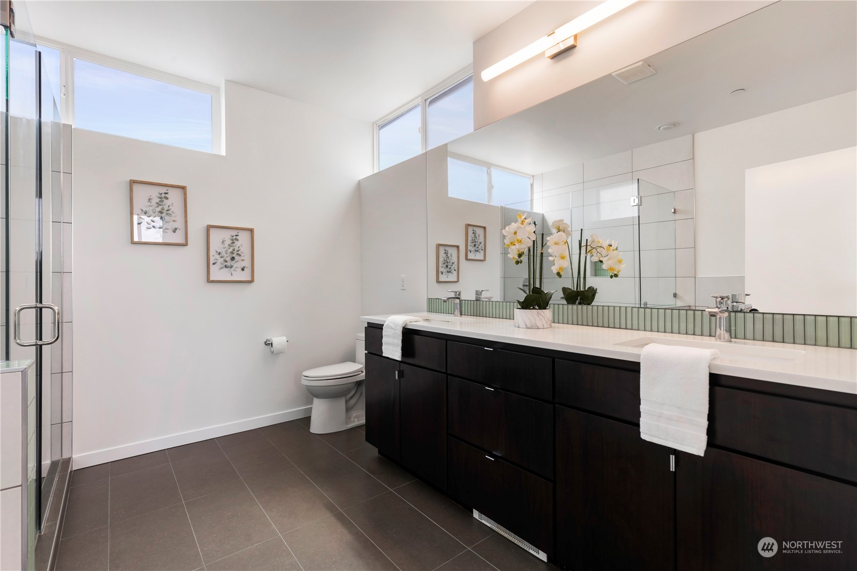 1325 E Jefferson Street