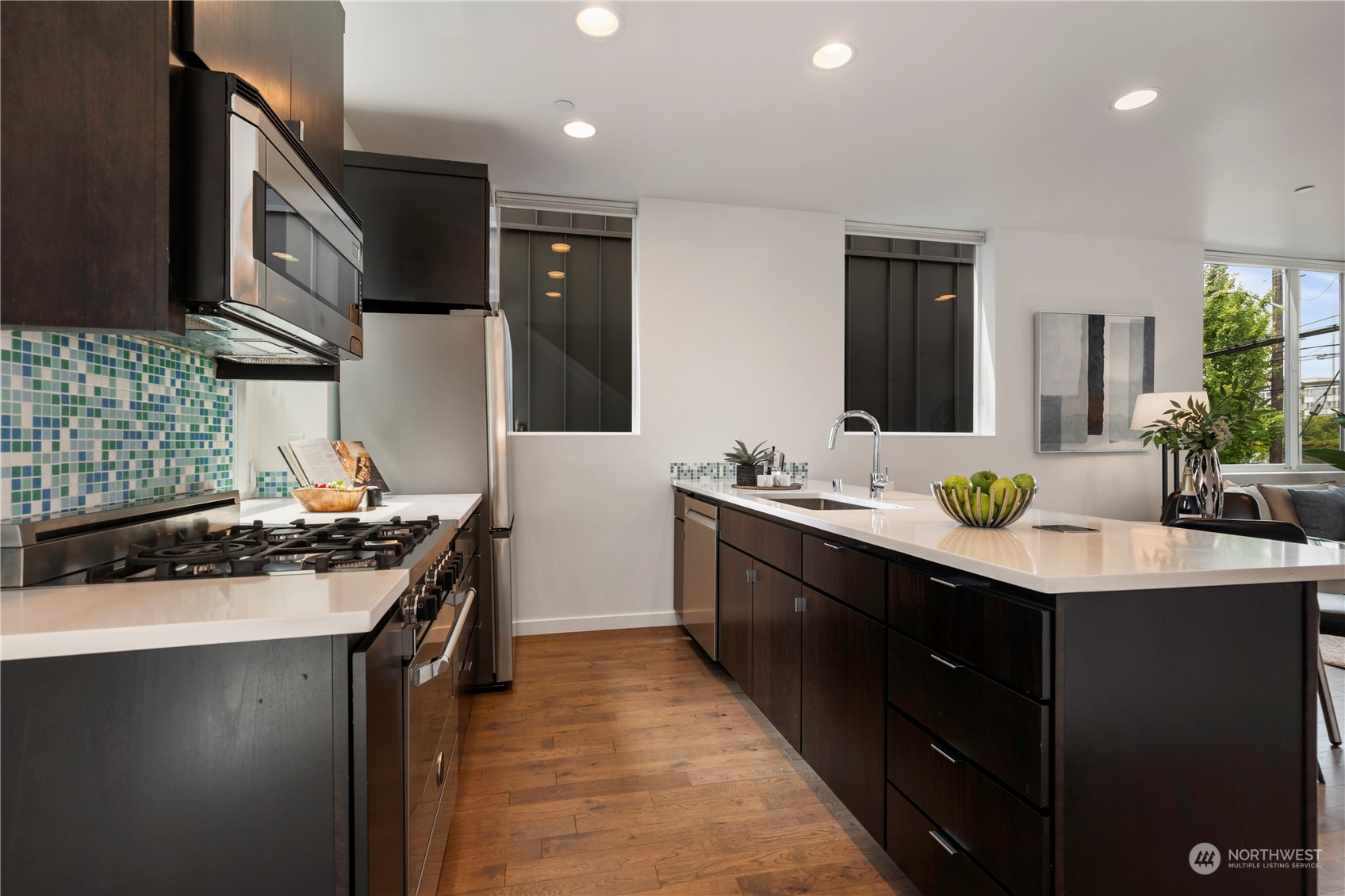 1325 E Jefferson Street