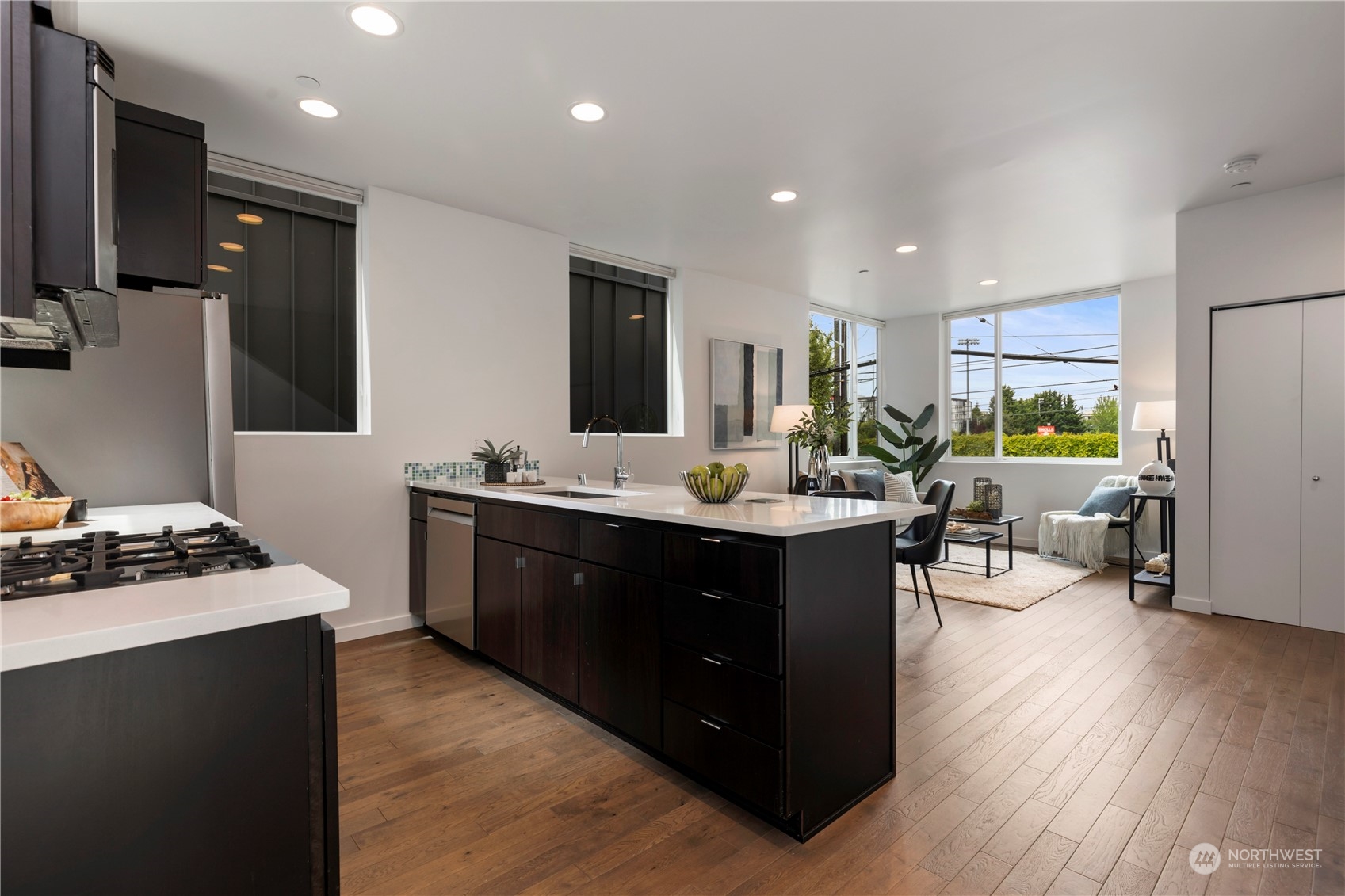 1325 E Jefferson Street