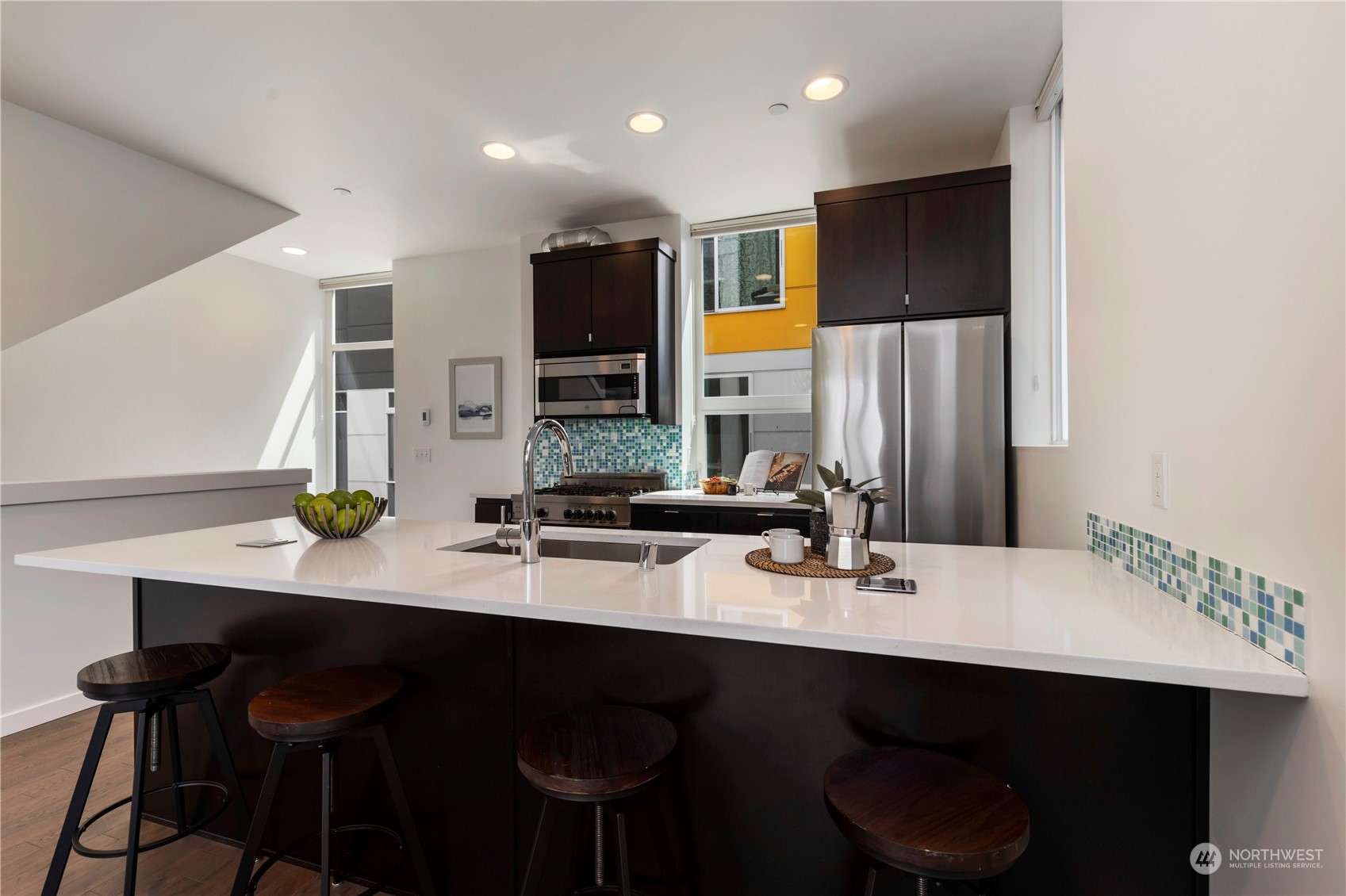 1325 E Jefferson Street