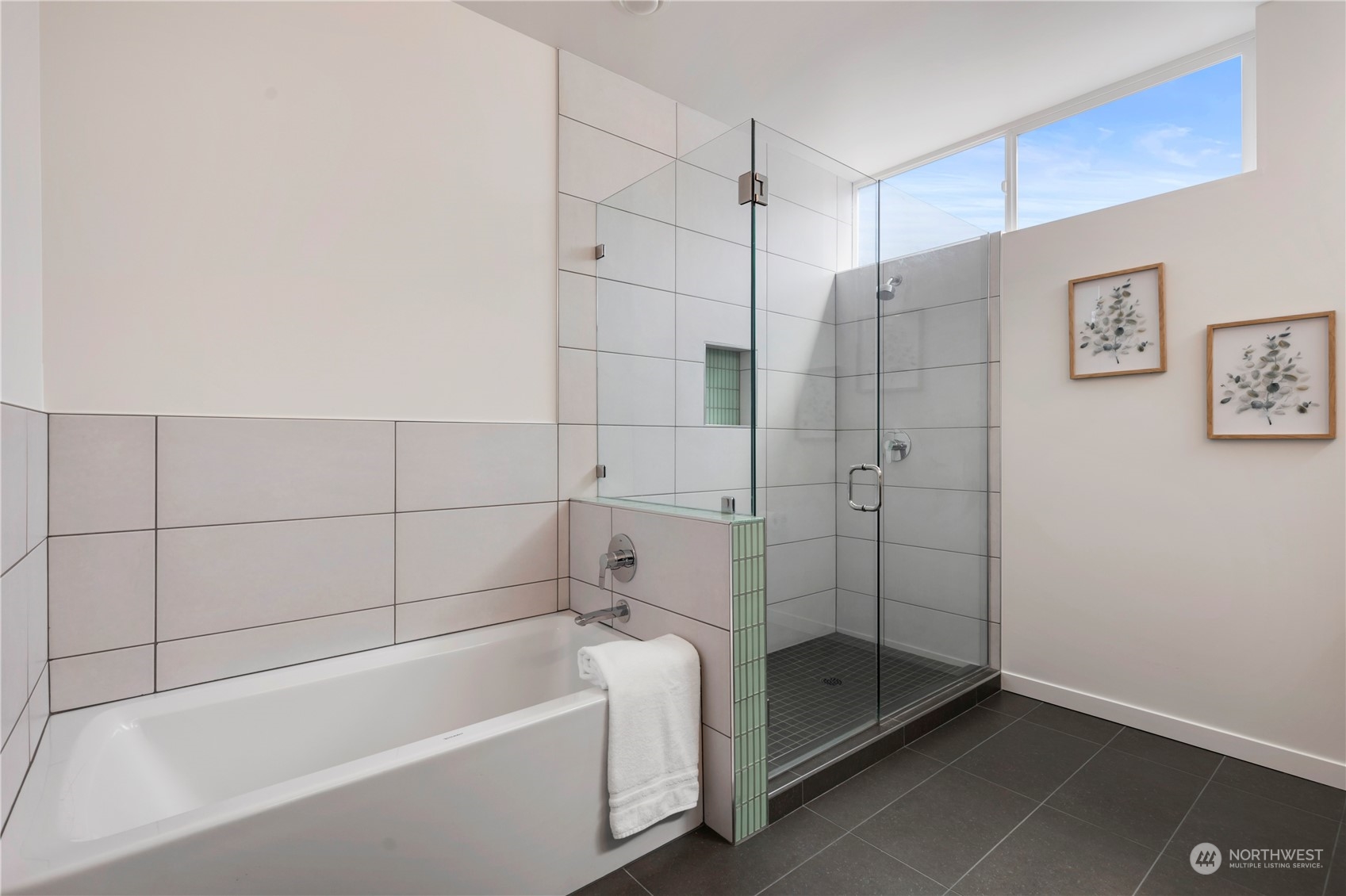 1325 E Jefferson Street