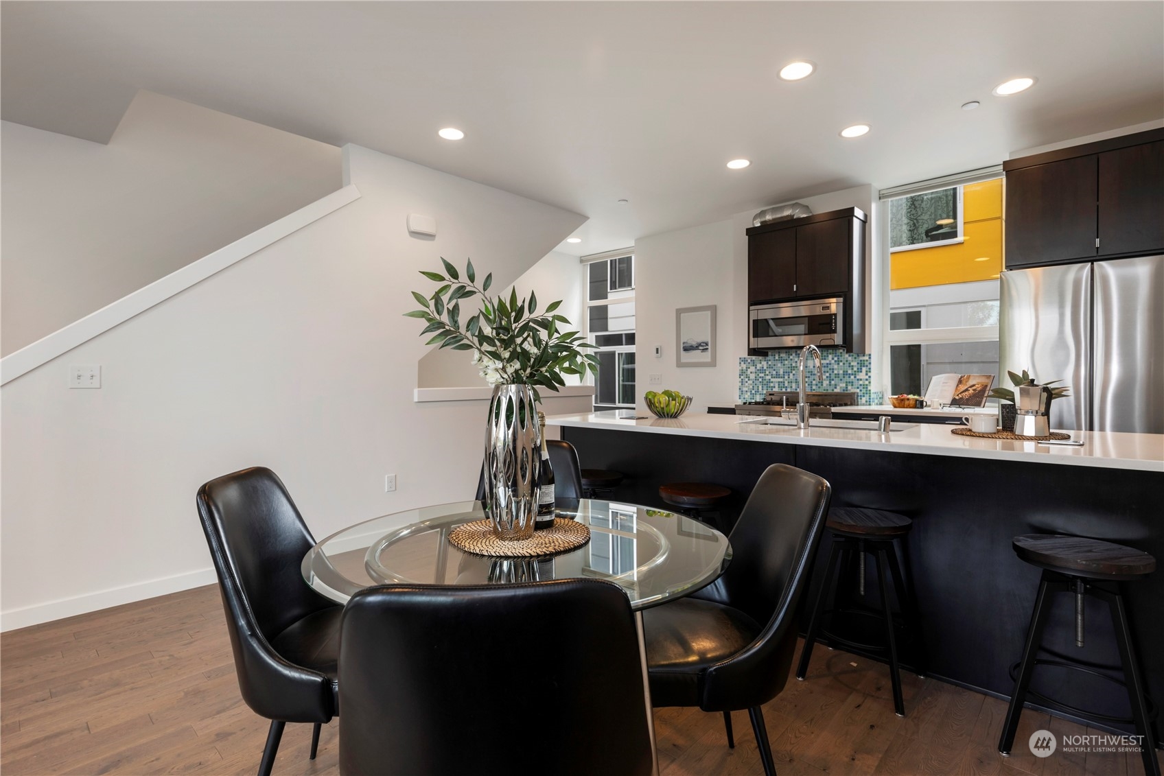 1325 E Jefferson Street