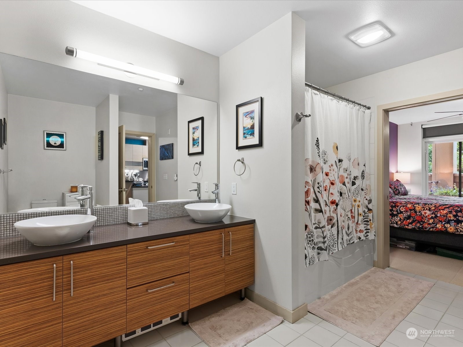 1530 NW Market Street Unit: 305