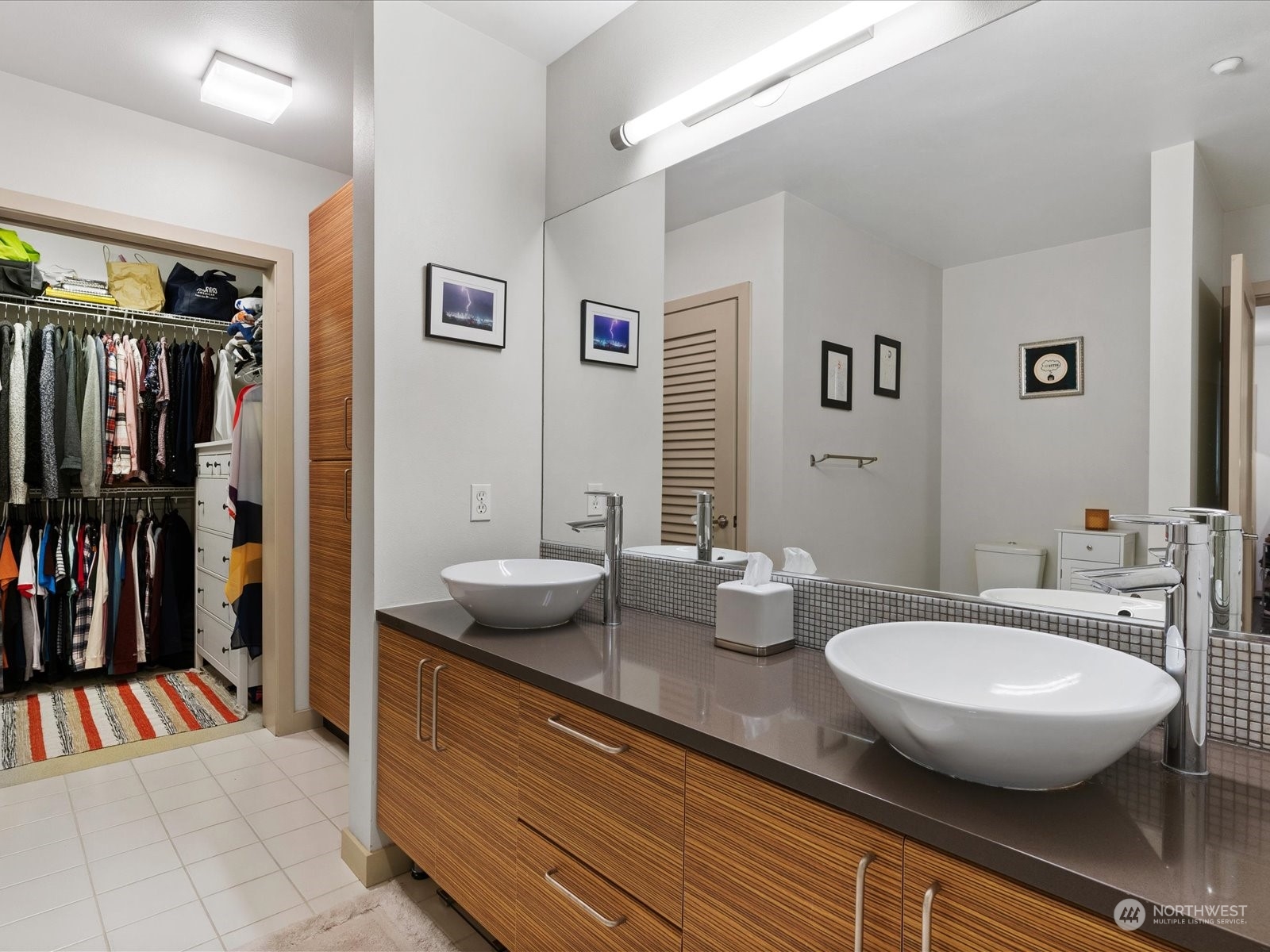 1530 NW Market Street Unit: 305