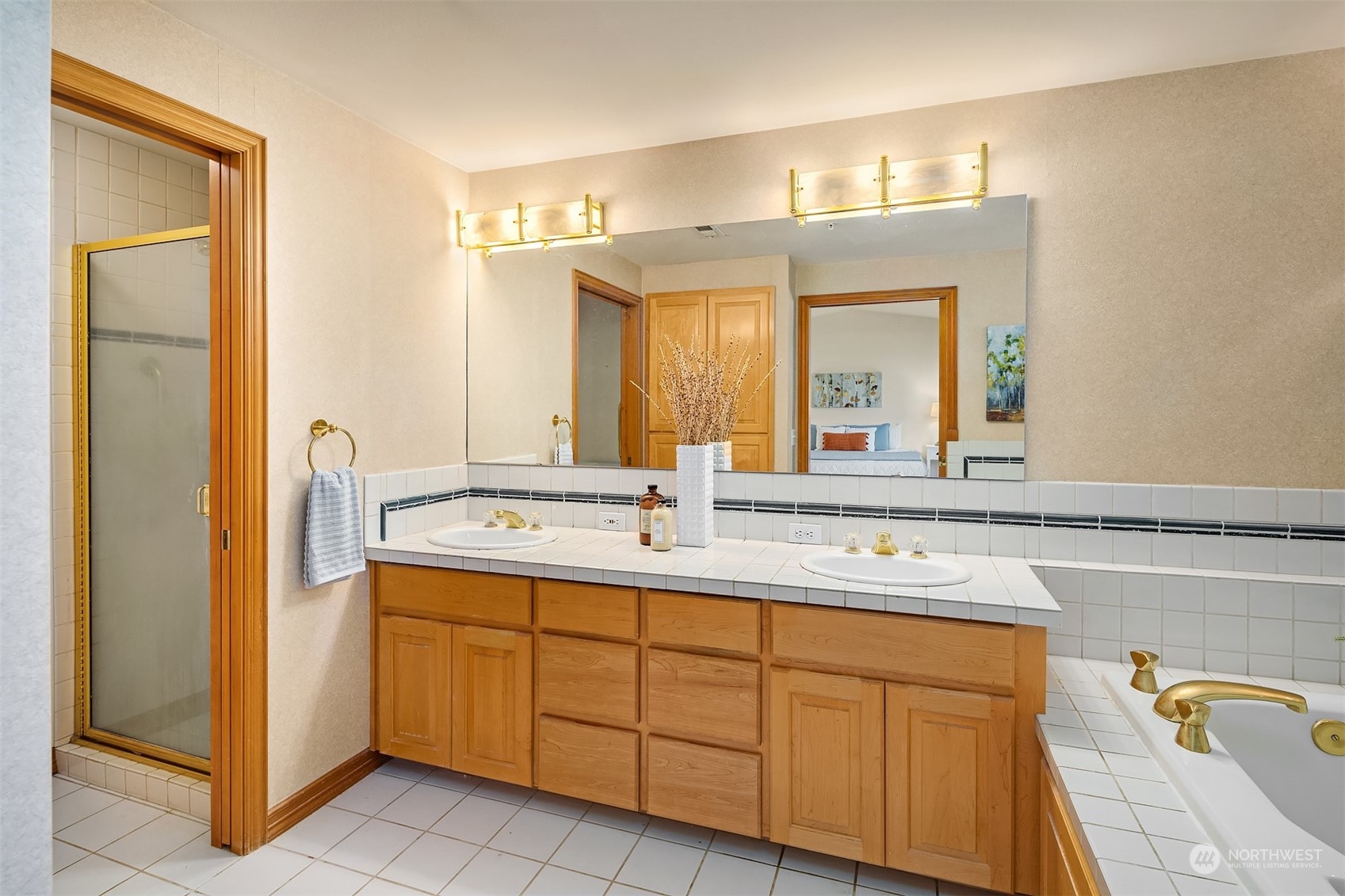 263 4th Avenue S #301