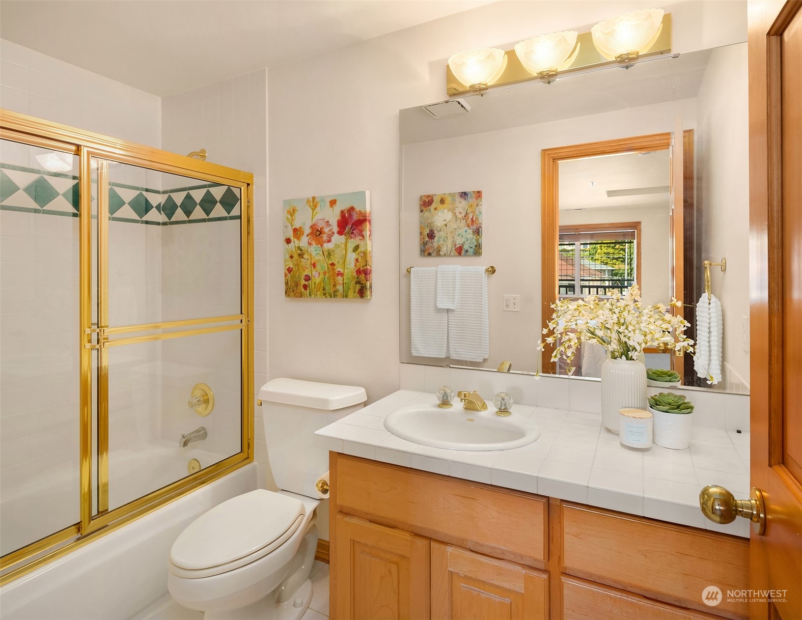 263 4th Avenue S #301