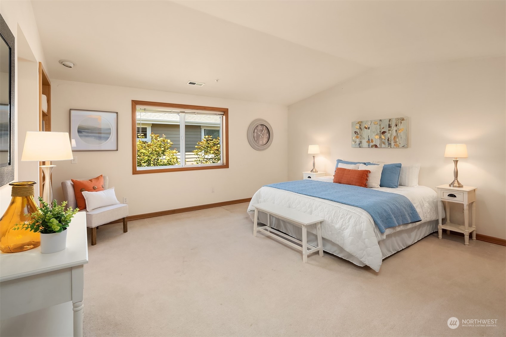 263 4th Avenue S #301