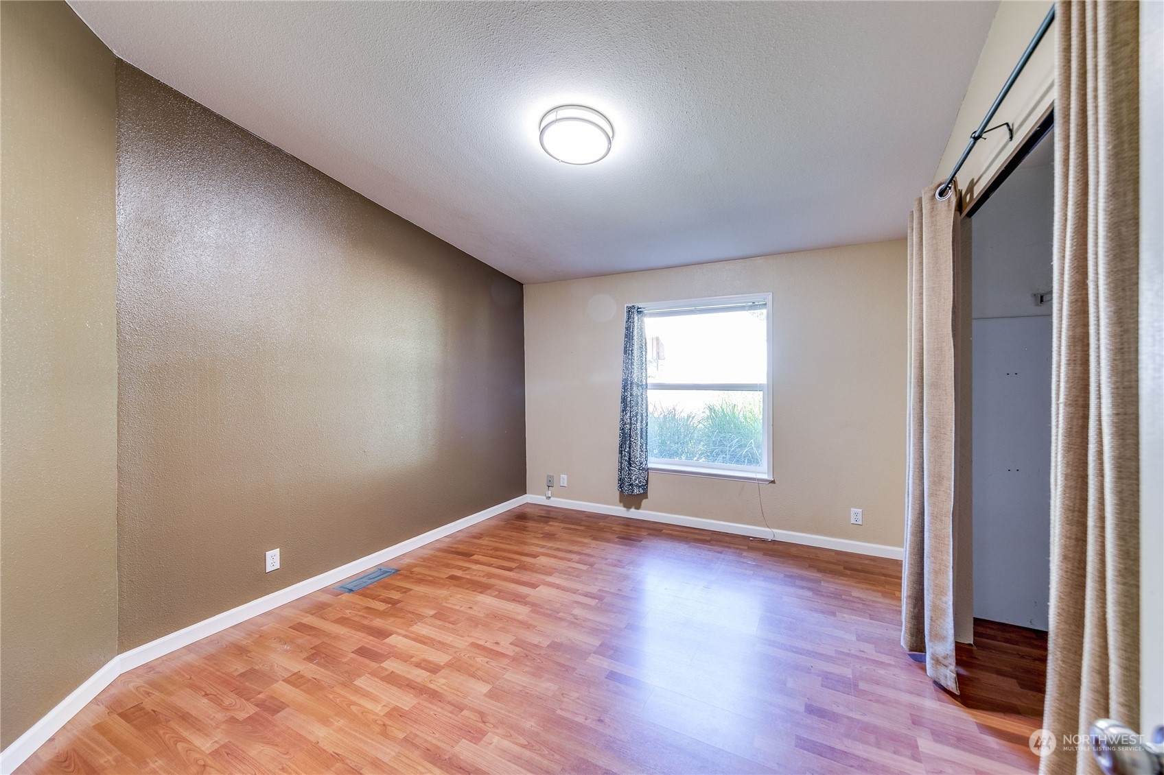 112 NE State Highway 308