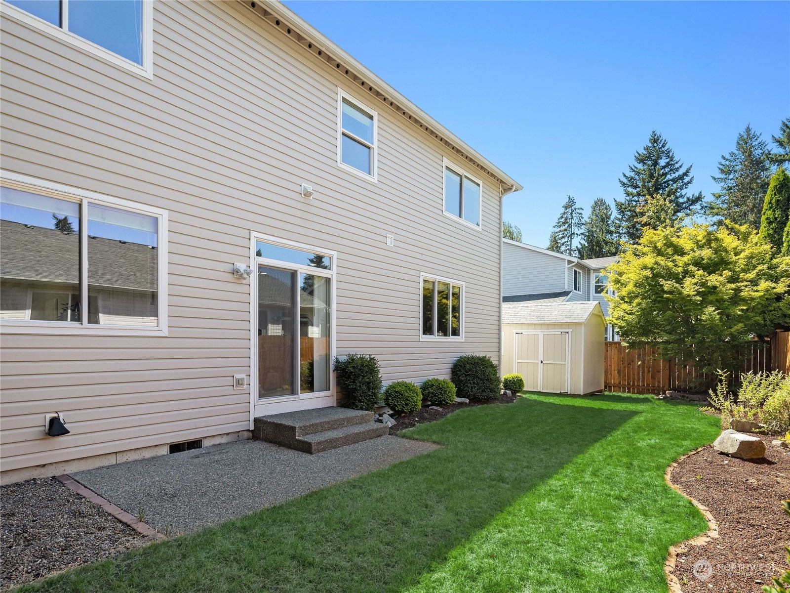 12219 160th Street E