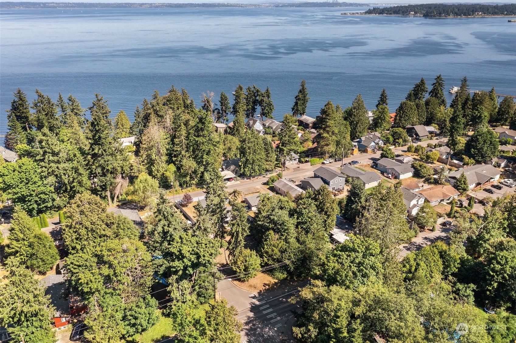 1 lot NE Geneva Street