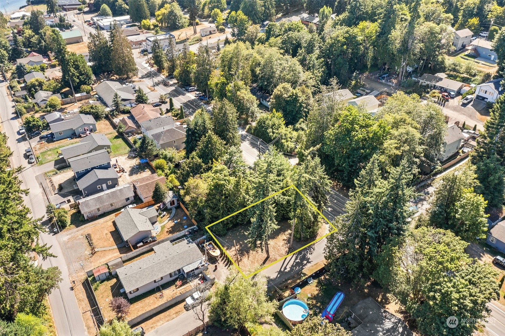 1 lot NE Geneva Street