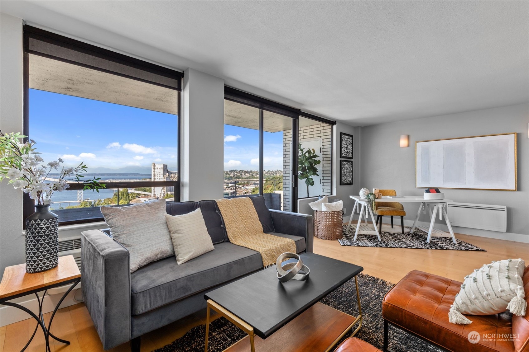 521 5th Avenue W #903