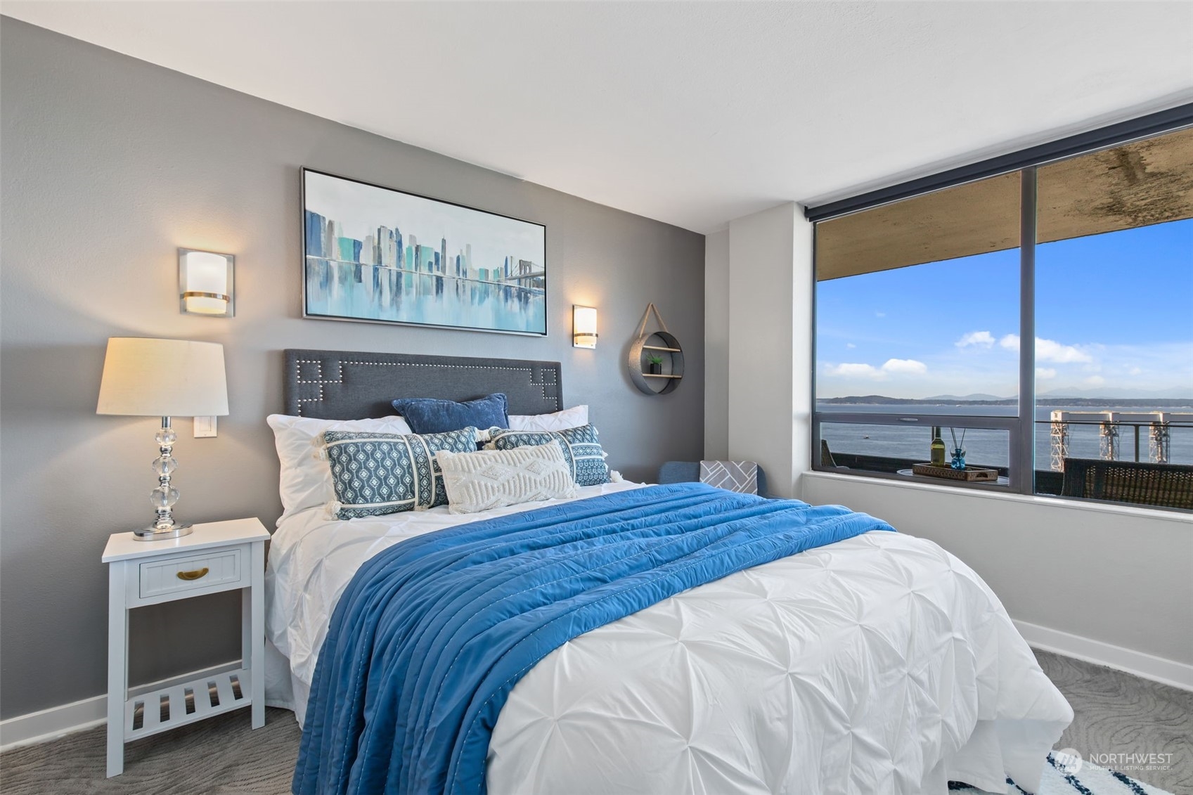 521 5th Avenue W #903