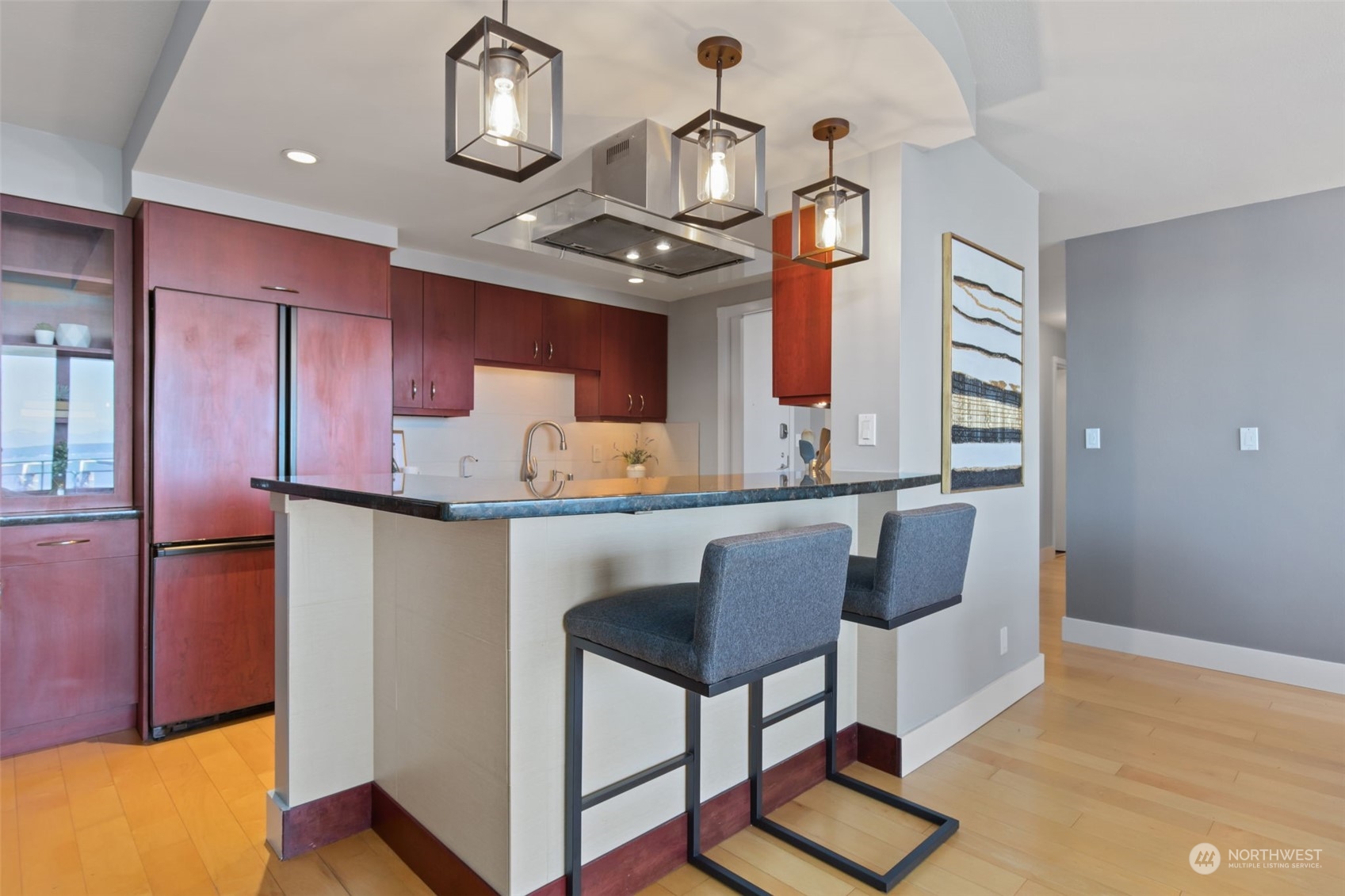 521 5th Avenue W #903