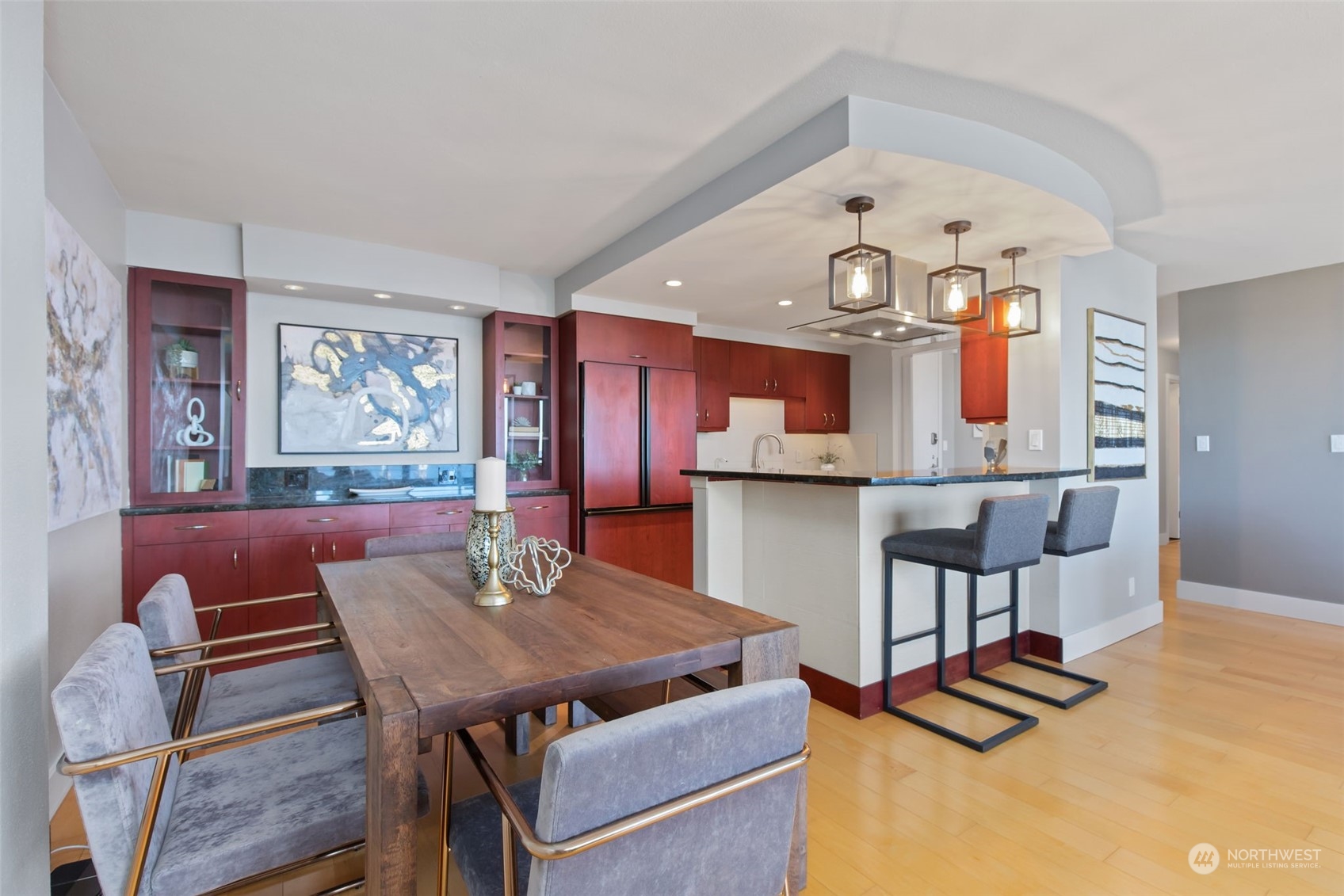 521 5th Avenue W #903