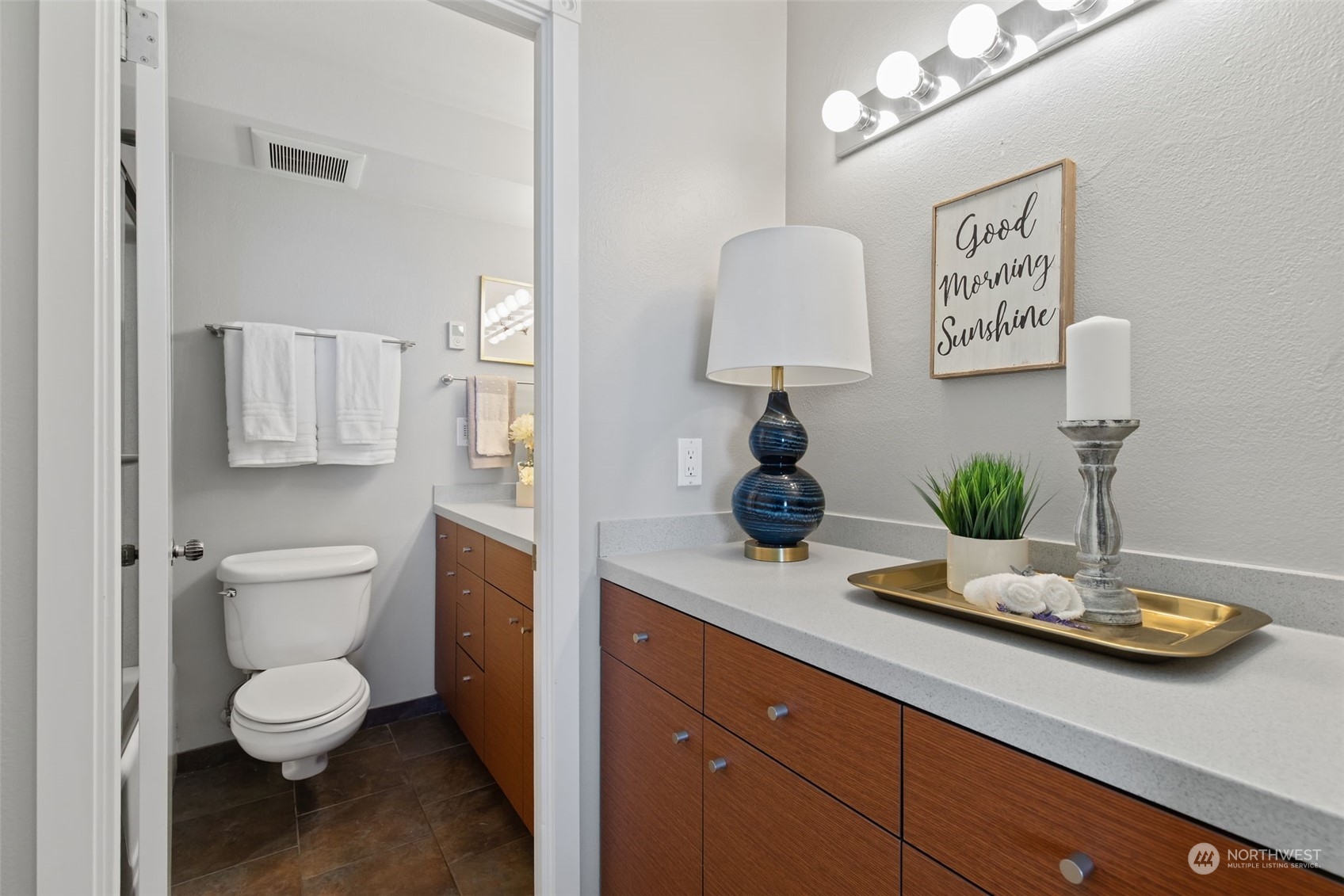 521 5th Avenue W #903