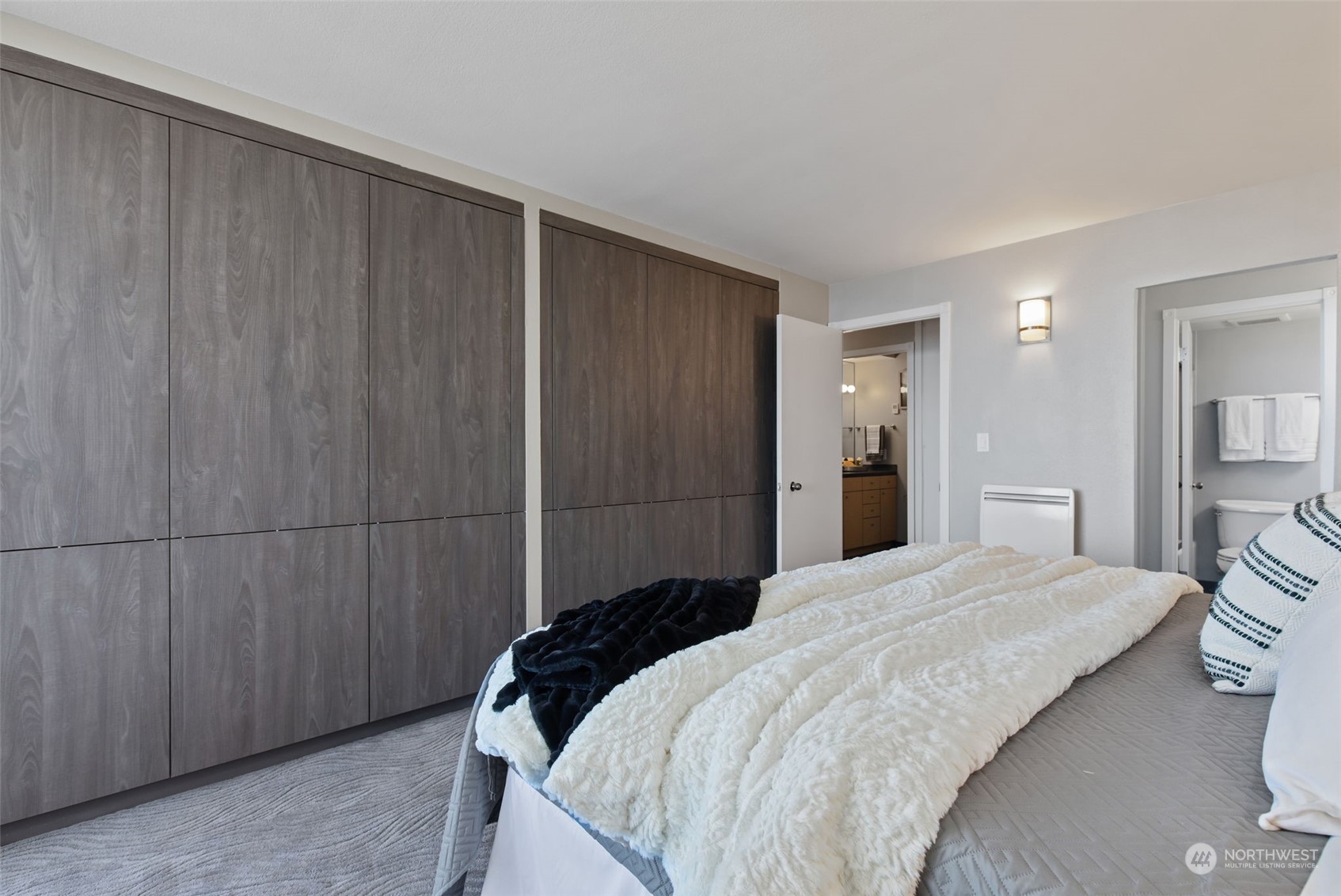 521 5th Avenue W #903