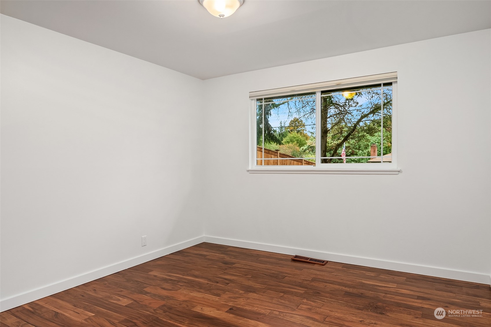 10721 26th Avenue SW