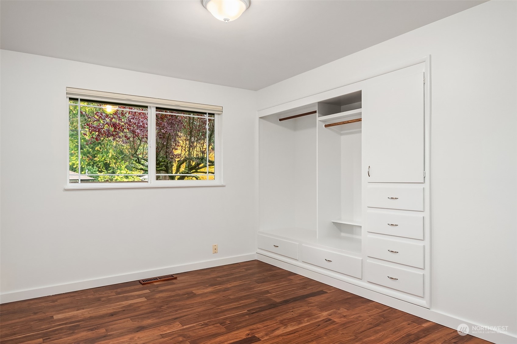 10721 26th Avenue SW