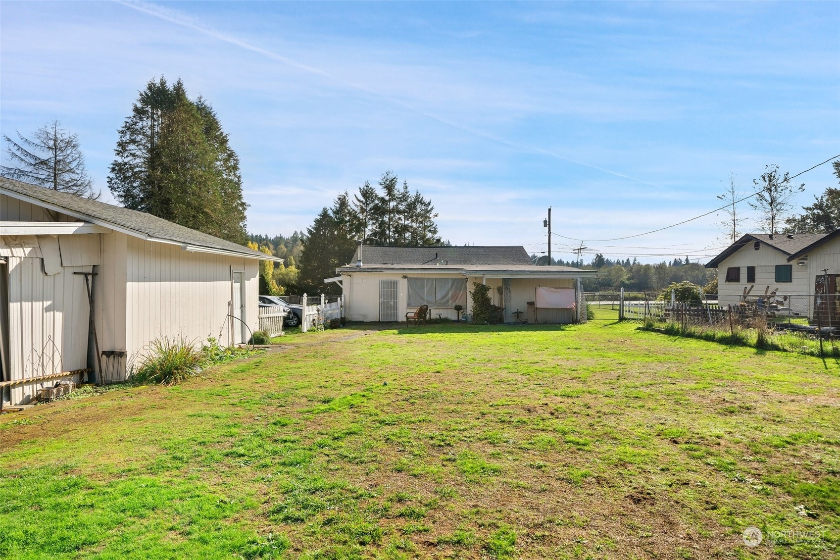 5501 SE Lake Valley Road