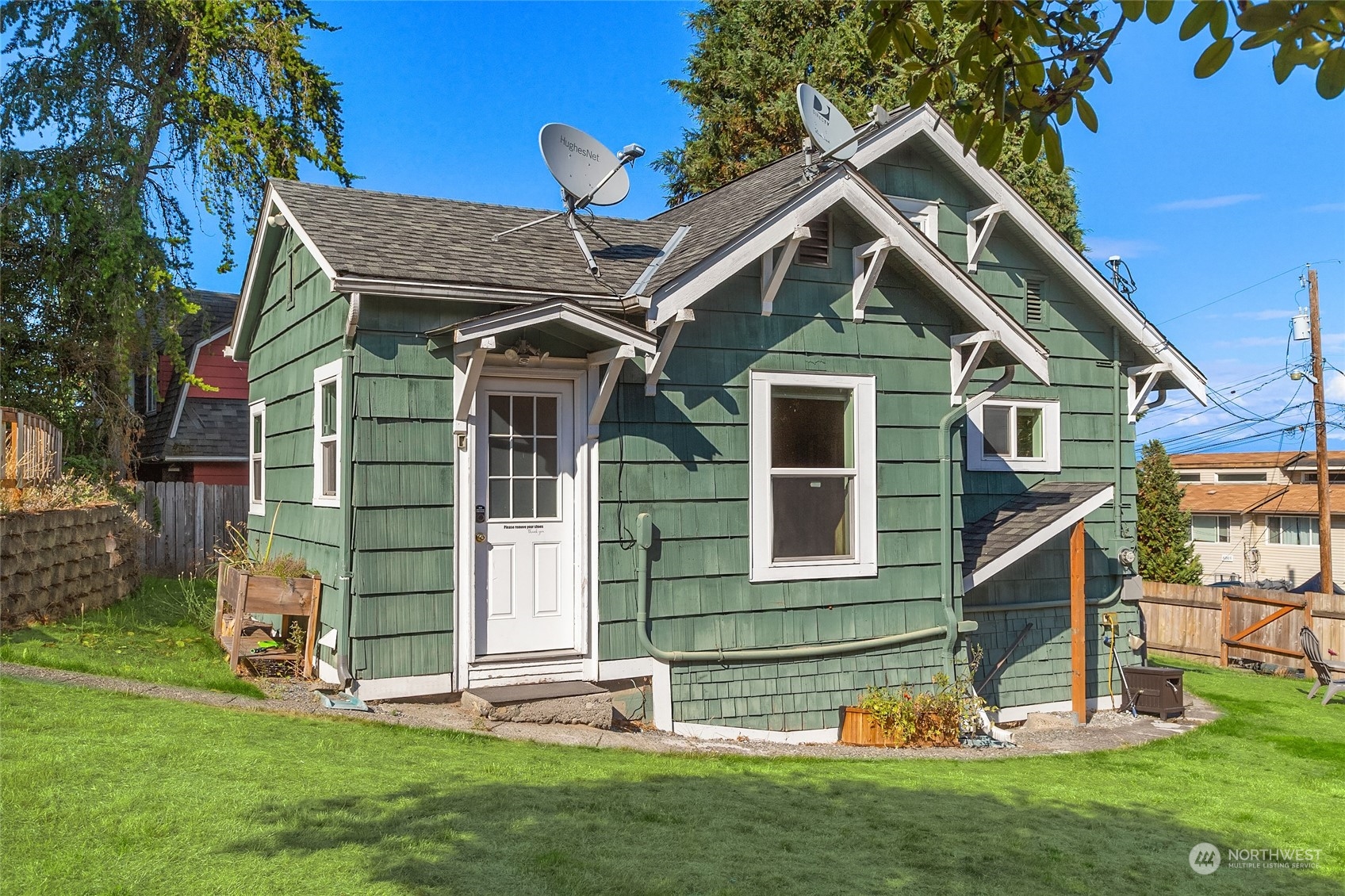 6010 McDougall Avenue