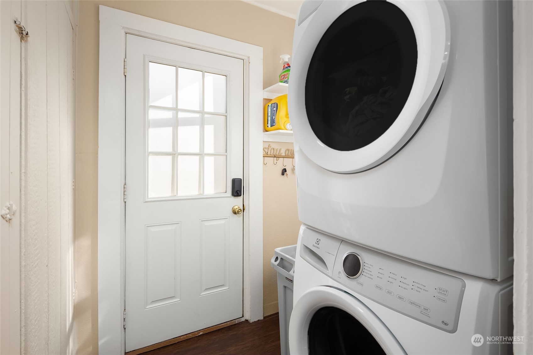 6010 McDougall Avenue