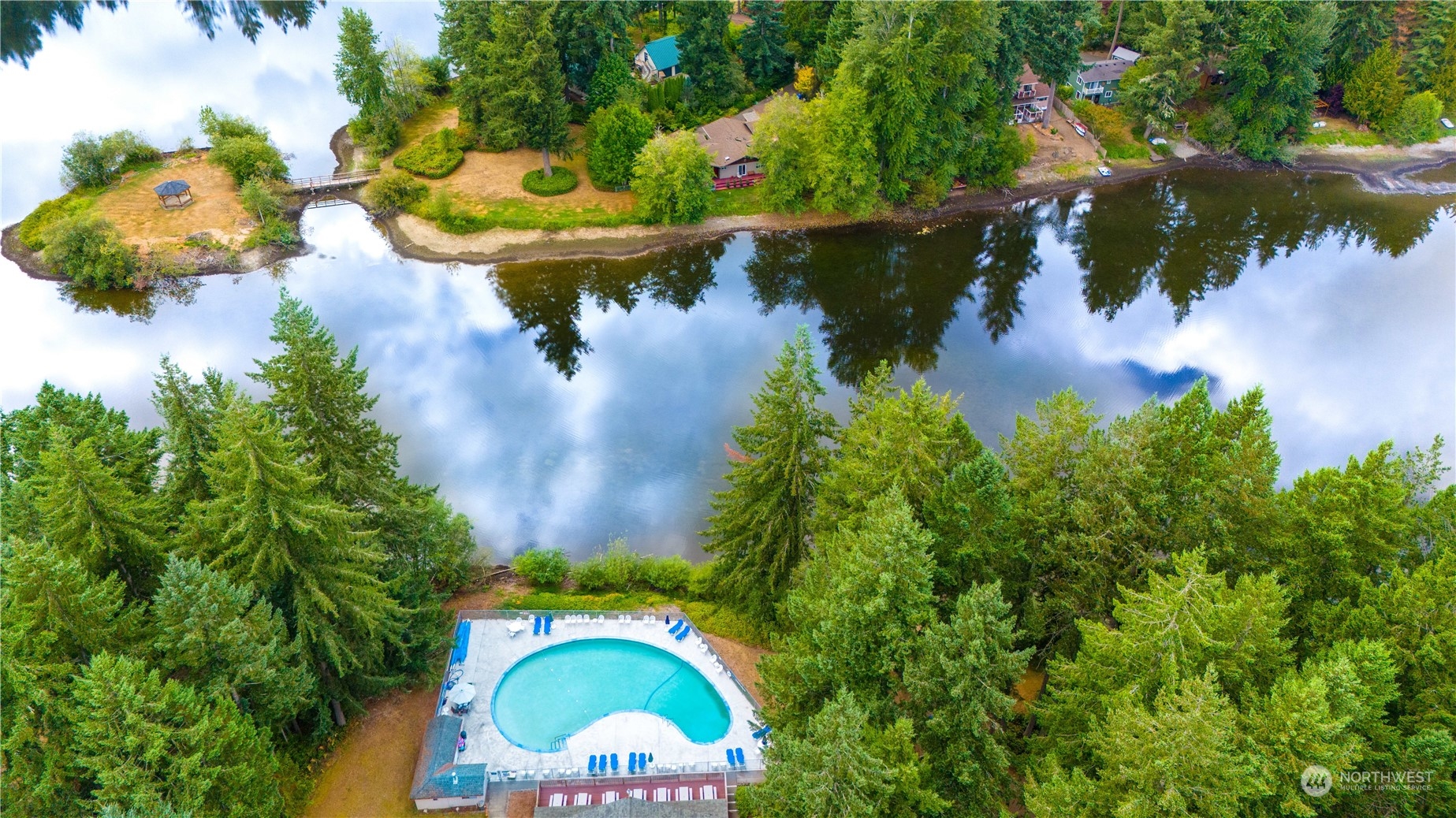 8025 Wood Ibis Drive SE