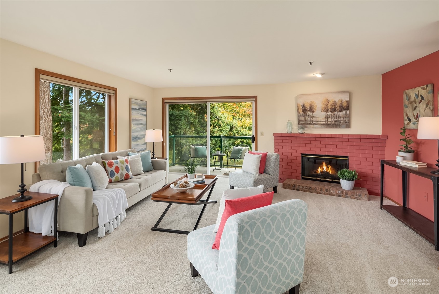 609 7th Avenue N Unit: B-305