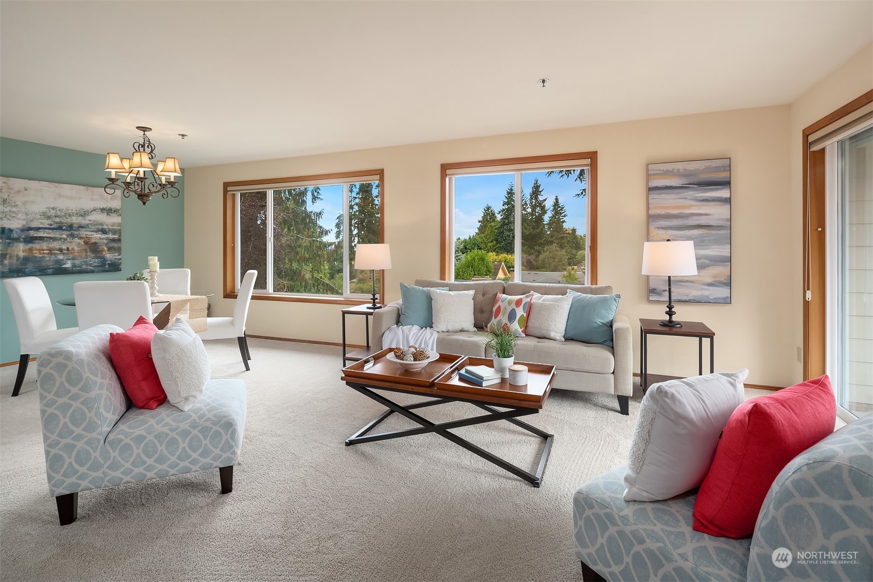 609 7th Avenue N Unit: B-305