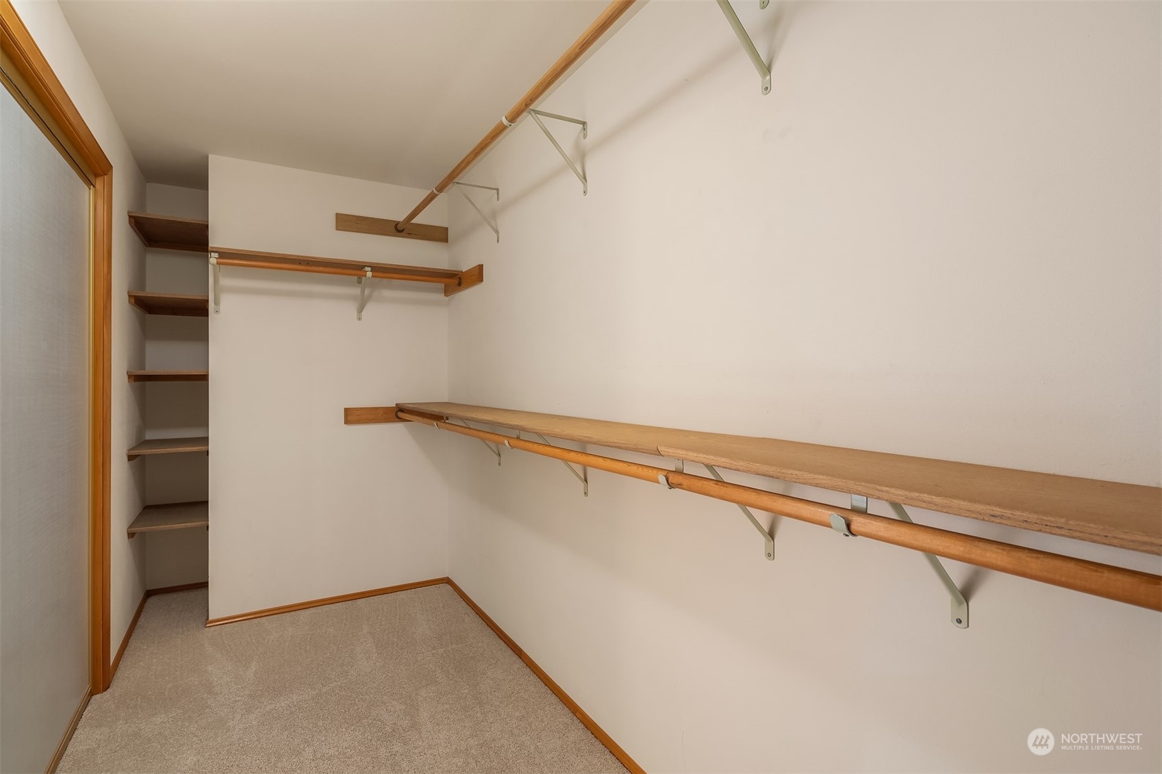 609 7th Avenue N Unit: B-305