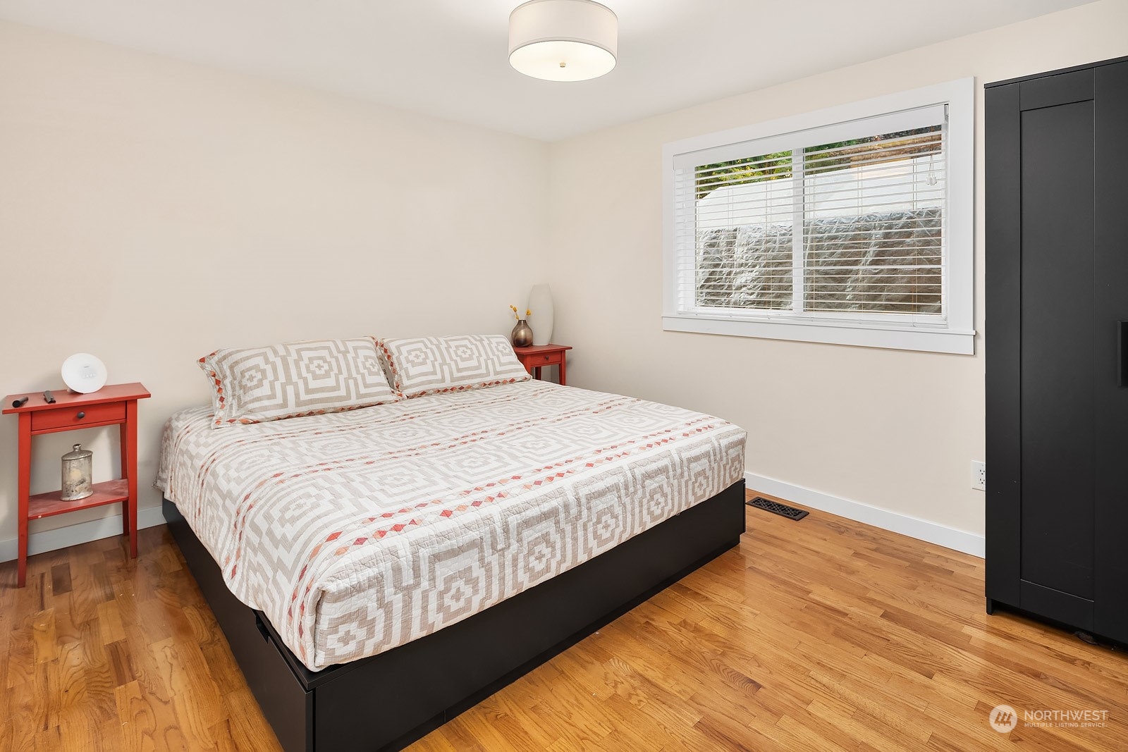 7563 124th Avenue NE