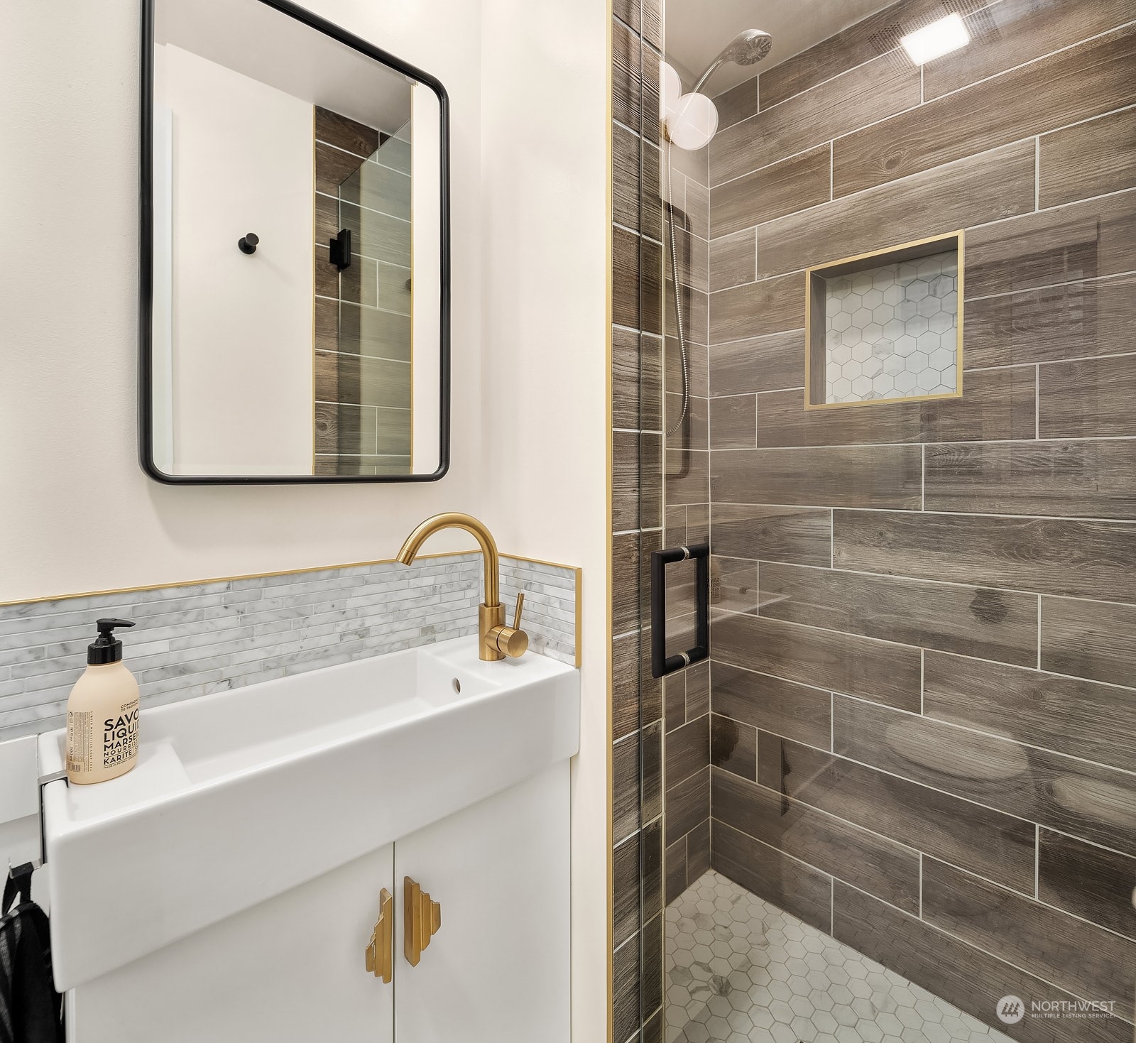 7563 124th Avenue NE