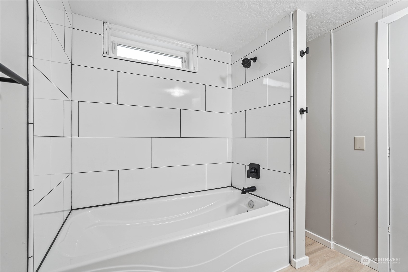 5910 176th Avenue NW