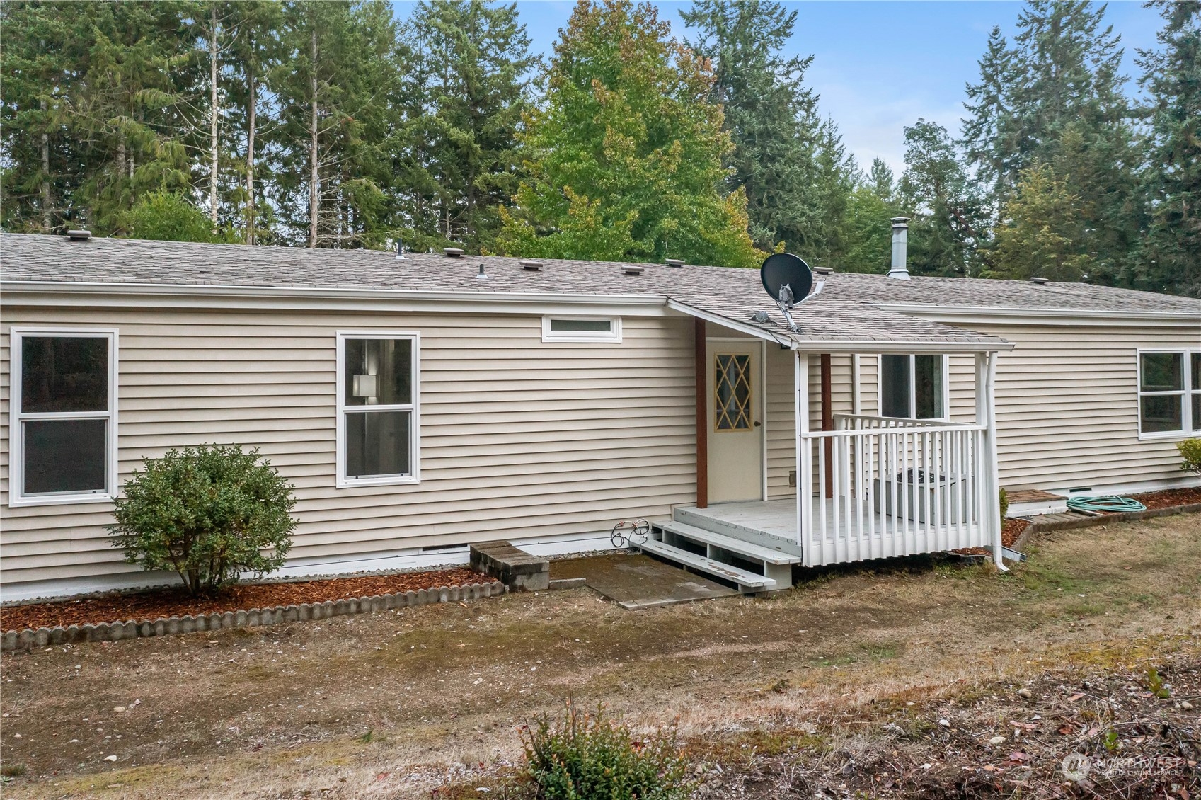 5910 176th Avenue NW