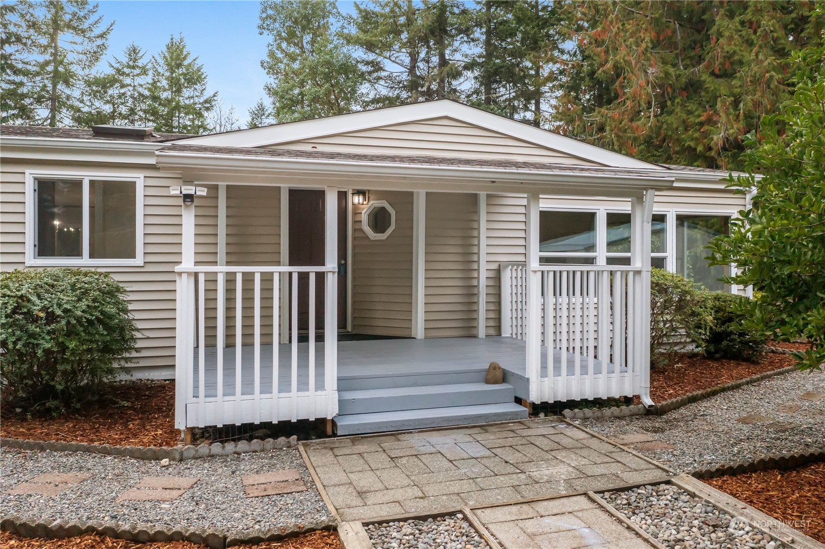 5910 176th Avenue NW