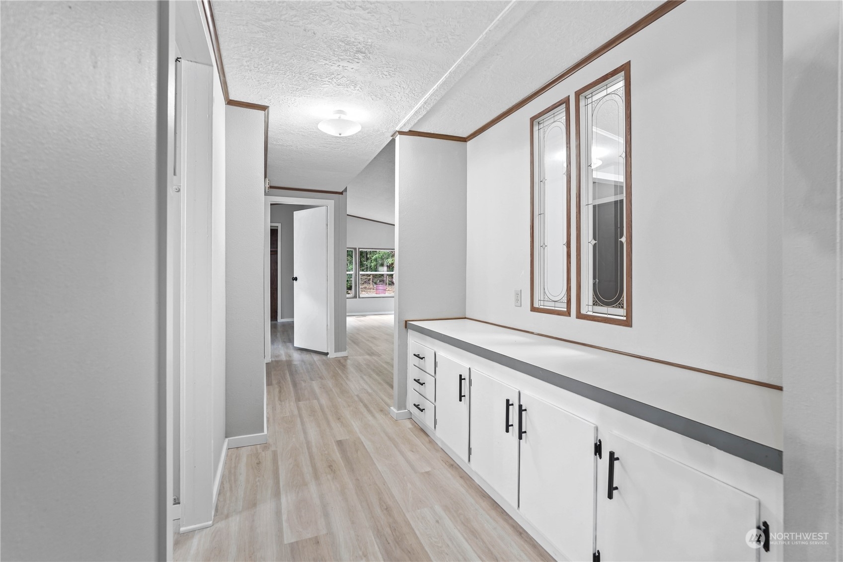 5910 176th Avenue NW