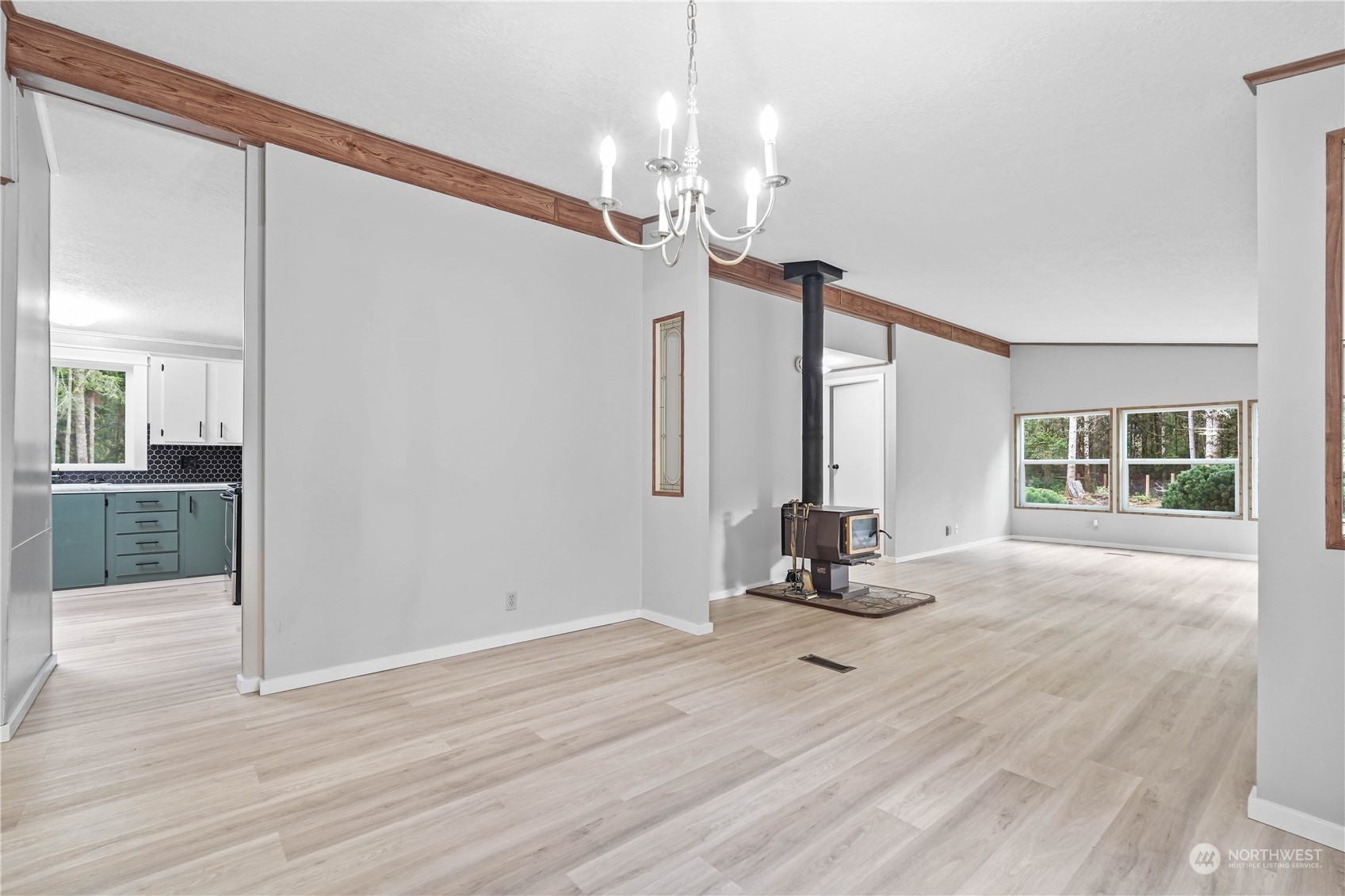 5910 176th Avenue NW