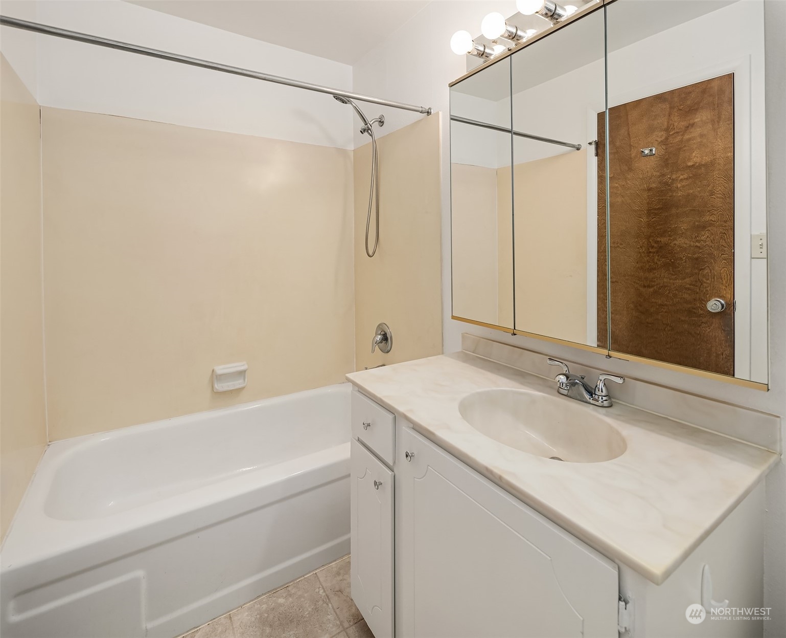 4444 44th Avenue SW #102