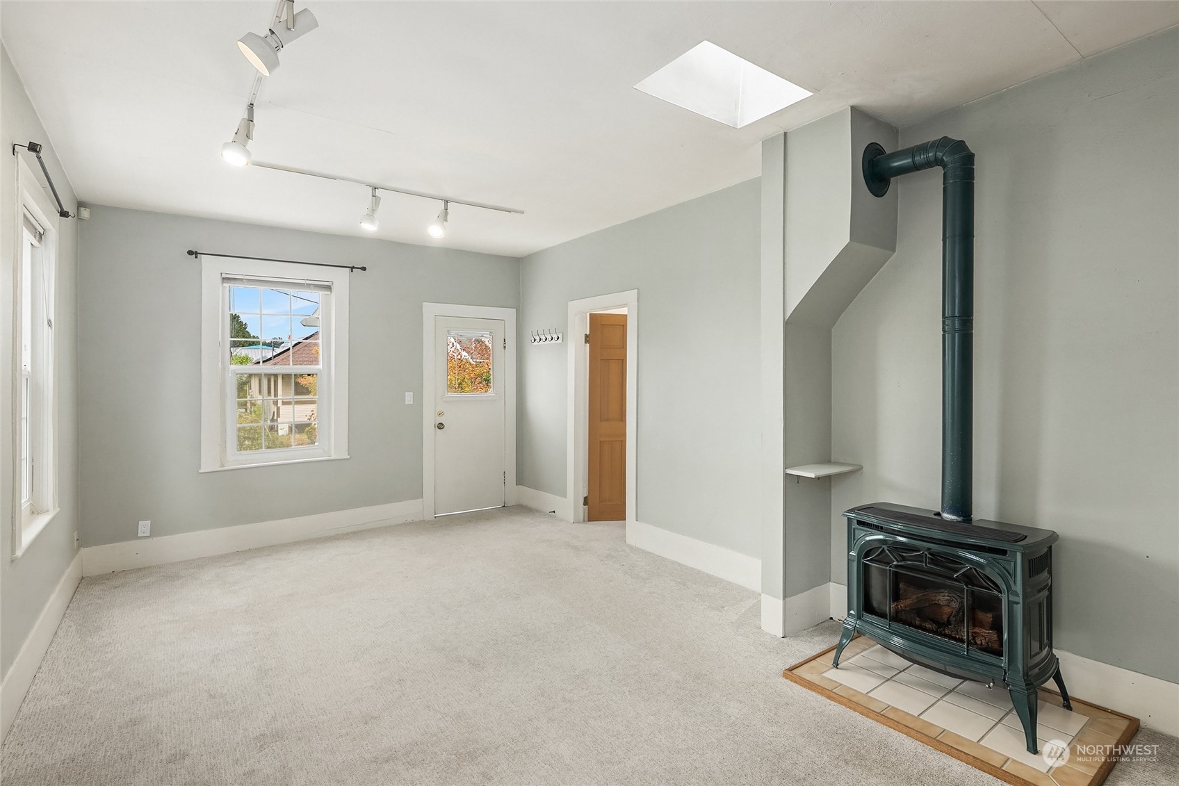 742 N 71st Street