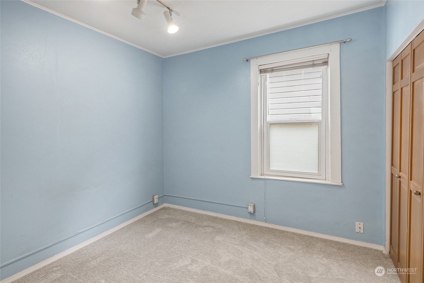 742 N 71st Street