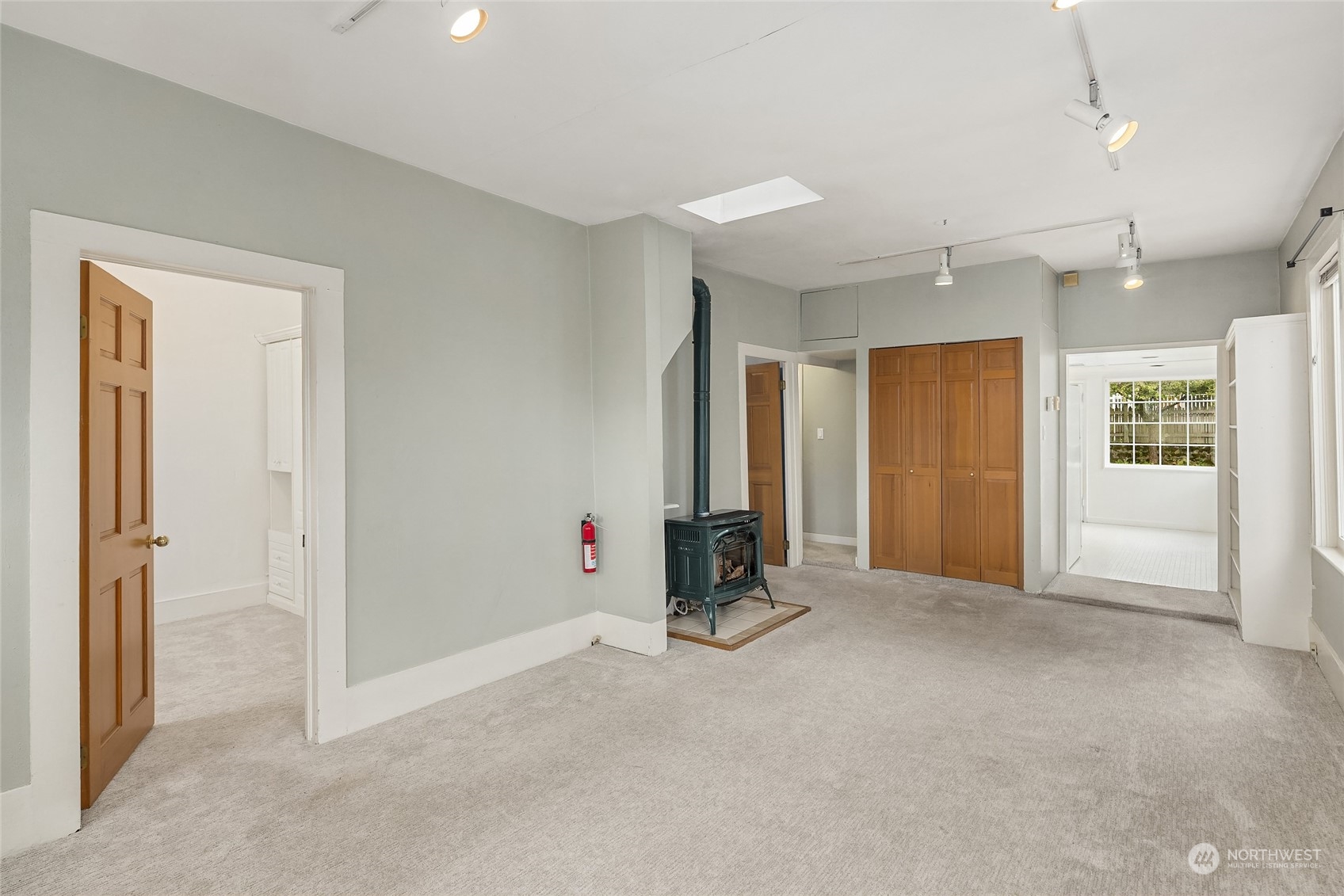 742 N 71st Street
