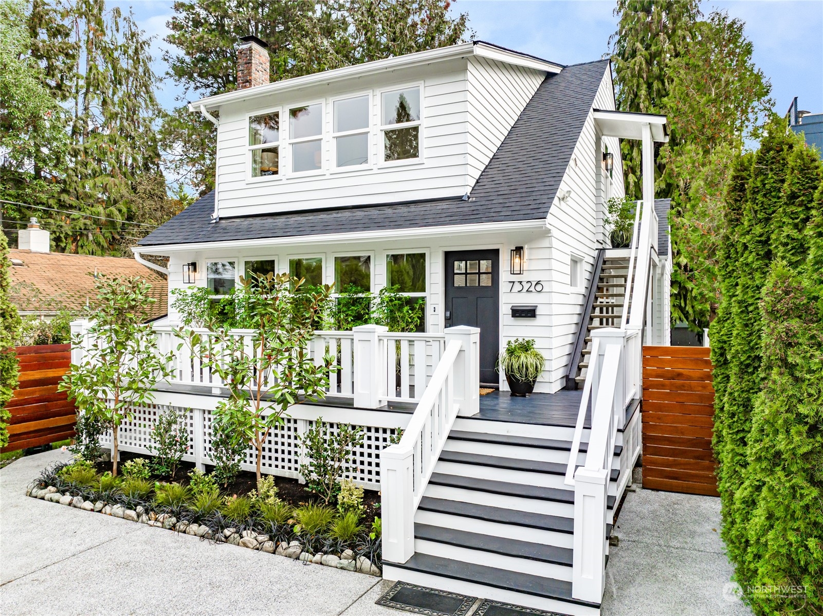 7326 47th Avenue SW, -2004