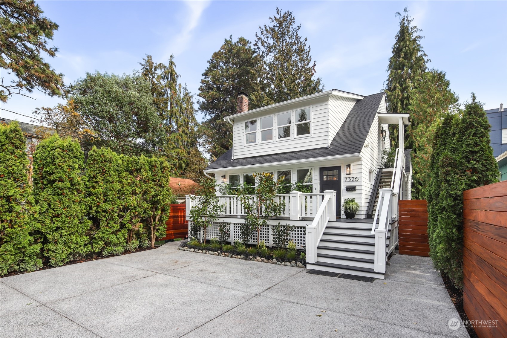 7326 47th Avenue SW, -2004