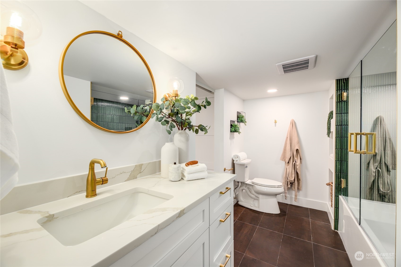 7326 47th Avenue SW, -2004