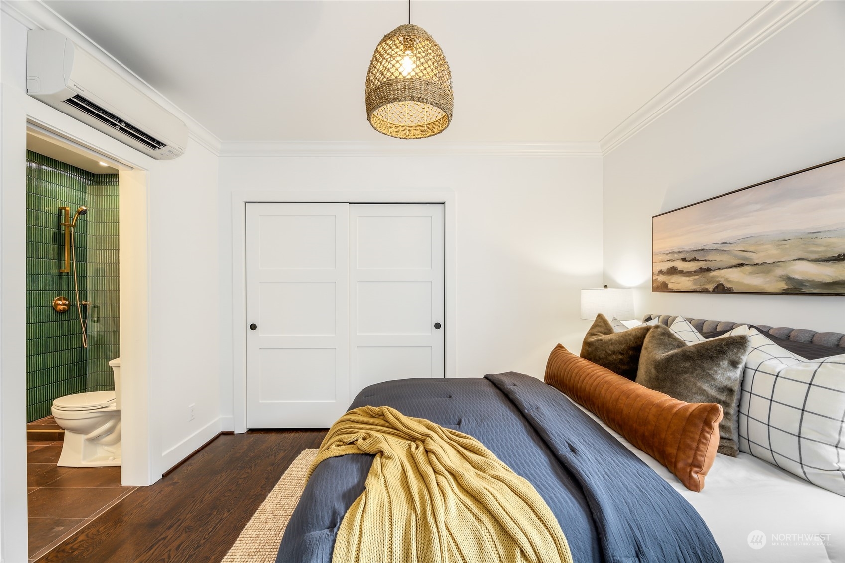 7326 47th Avenue SW, -2004